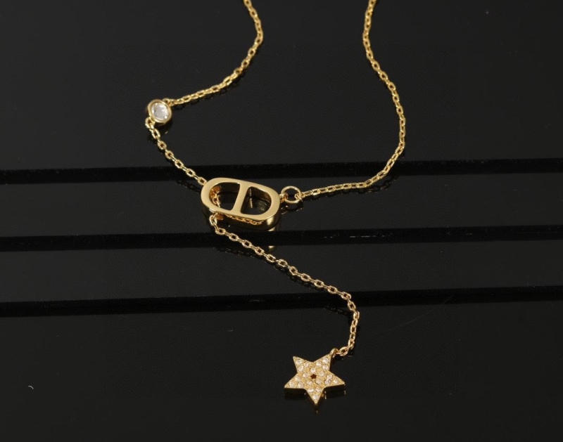 chr1st1an D10r necklaces